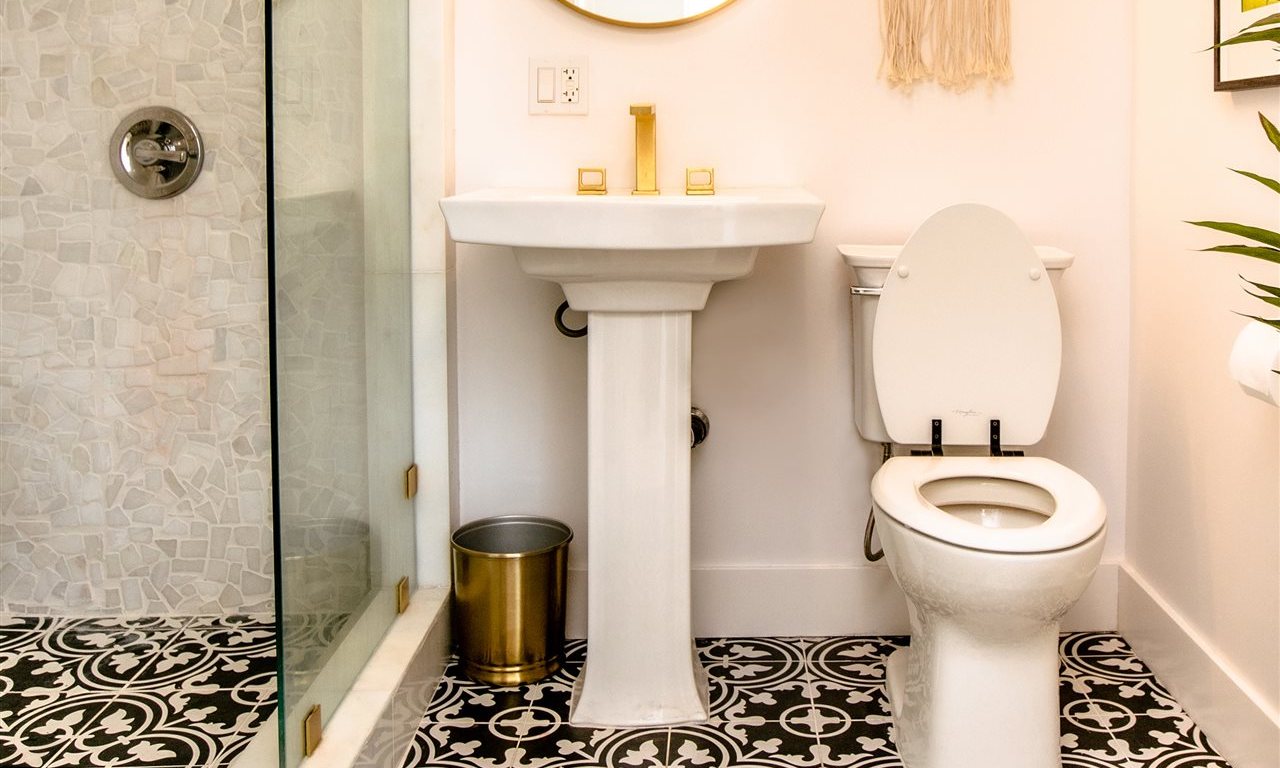 DIY-Bathroom-Upgrades